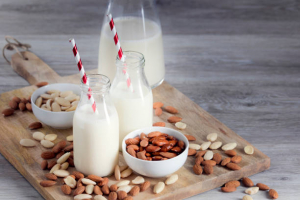 Best Keto-Friendly Milk Alternatives