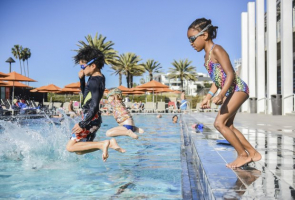 Best Swimming Pools For Kids In L.A.