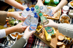 Best Sparkling Water Brands in the UK
