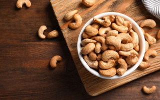 High Protein Nuts and Seeds for Building Muscles