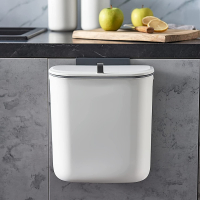 Best Touchless Trash Cans for Easy Disposal