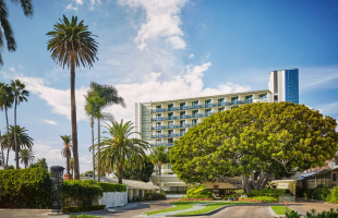 Best Hotels by the Beach in Los Angeles