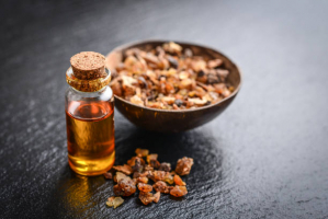 Health Benefits of Myrrh Oil