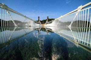 Most Amazing Glass Bridges Around the World