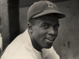 Most Famous Quotes by Jackie Robinson