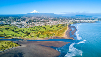 Most Beautiful Coastal Towns in New Zealand