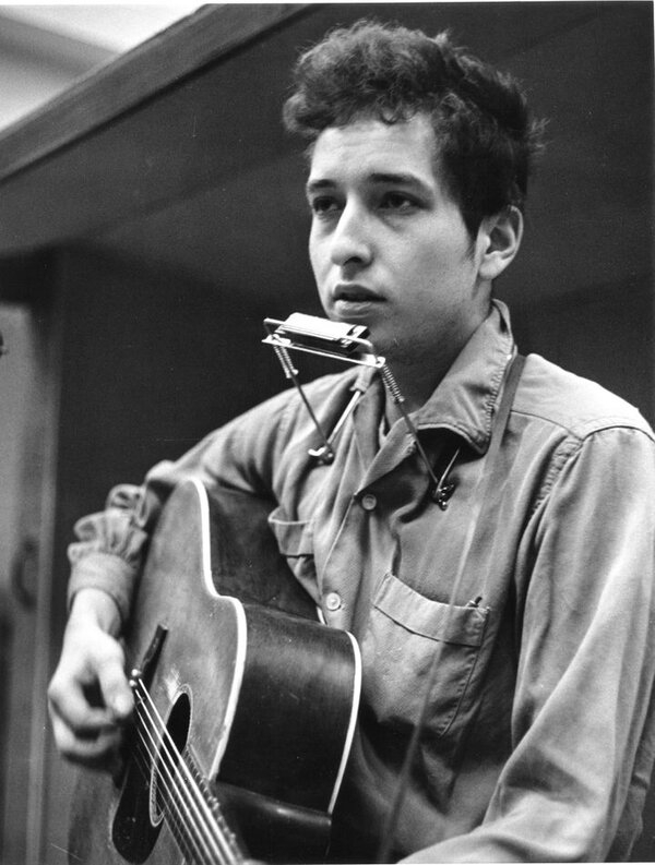 Bob Dylan's First Major New York City Performance: April 11, 1961 - Photo: https://www.huffpost.com/