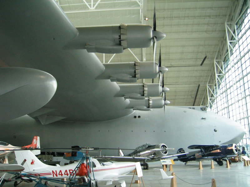 Photo by Moody 75 on  Wikimedia Commons (https://commons.wikimedia.org/wiki/File:Spruce_Goose_righthand_wing_with_enjins.jpg)