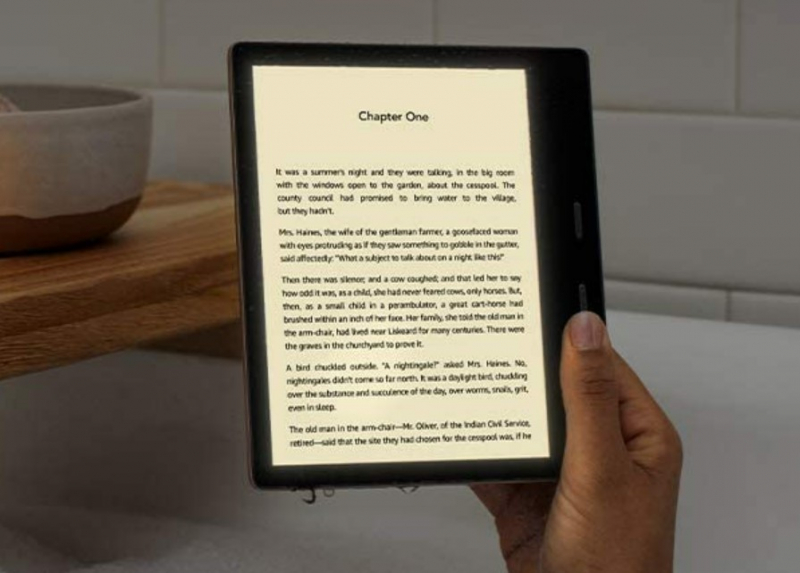 Amazon Kindle Oasis - Amazon’s most sophisticated Kindle e-reader yet