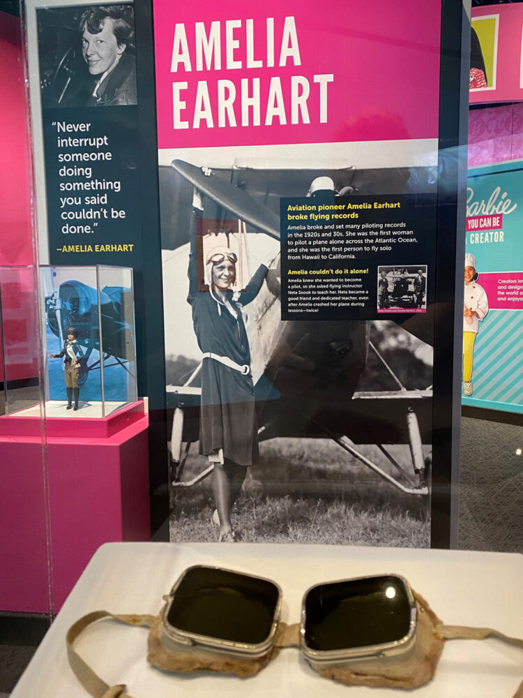 Photo:  The San Diego Union-Tribune - Gallery to auction Amelia Earhart goggles