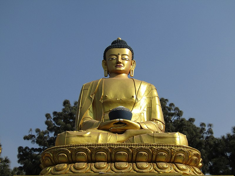 Amithaba Buddha - Photo on Wikimedia Commons https://commons.wikimedia.org/wiki/File:Amitabha_Buddha.jpg)