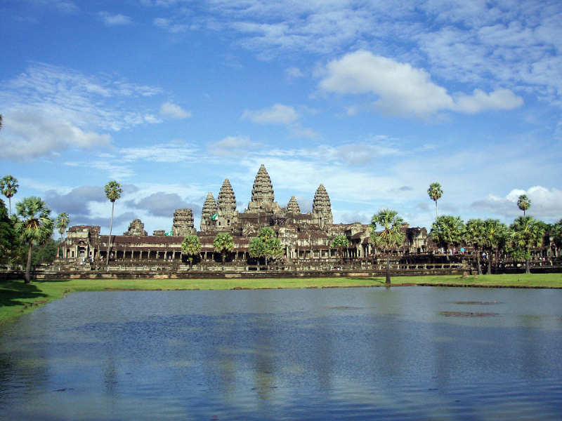 Angkor, Cambodia. Photo: vi.wikivoyage.org