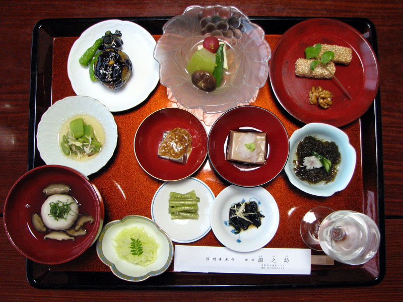 Japanese temple vegetarian dinner - Photo on Wikimedia Commons