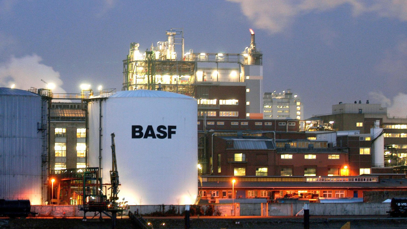 Source: https://invezz.com/news/2020/07/11/basf-swings-to-785-65-million-of-net-loss-in-the-second-quarter/