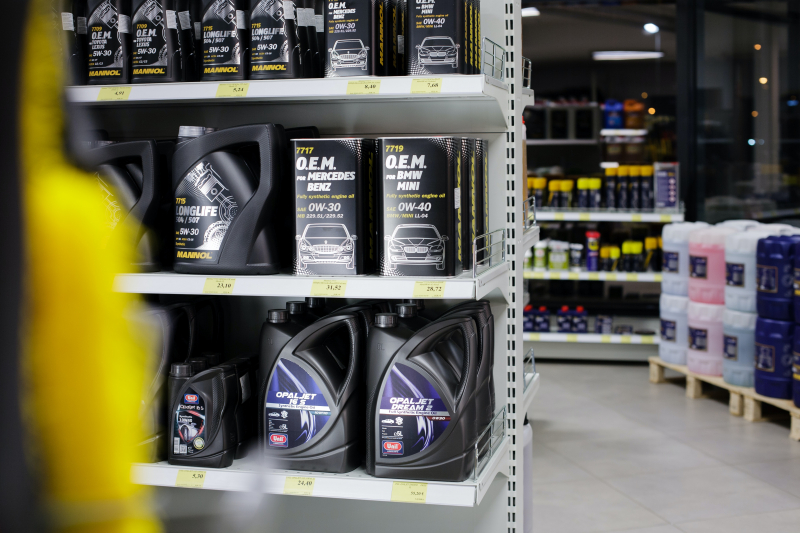Top 12 Best Engine Oil Brands in The UK toplist.info