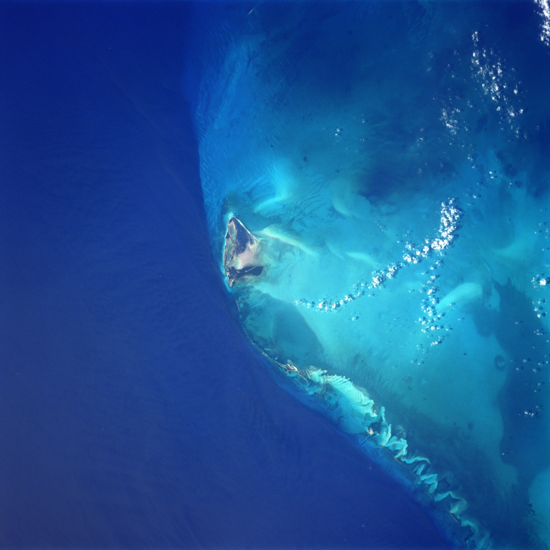 Satellite picture of North Bimini Island -en.wikipedia.org