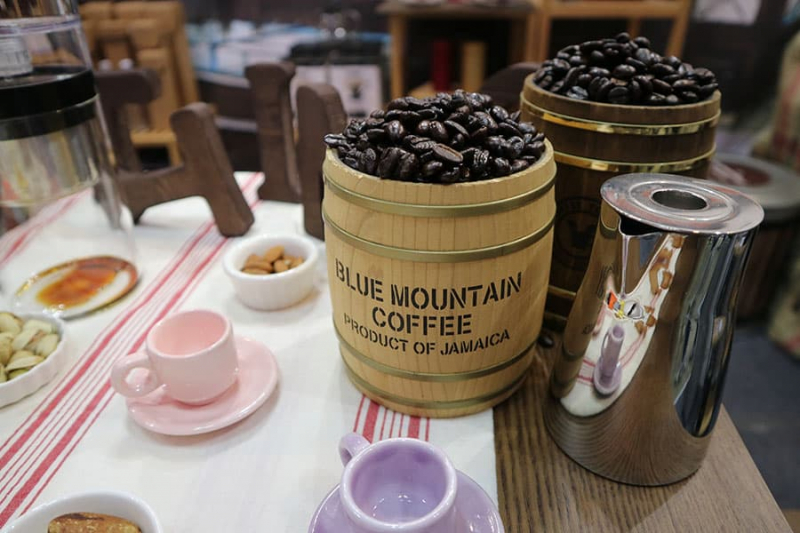 Photo: https://www.craftcoffeeguru.com/jamaica-blue-mountain-coffee/