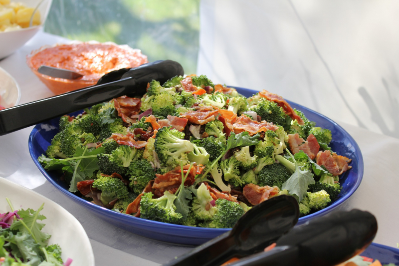 Broccoli is rich in compounds that support weight loss