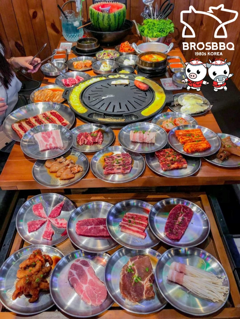 BROS BBQ Restaurant