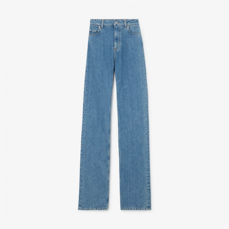 Screenshot of https://int.burberry.com/straight-fit-jeans-p80712121