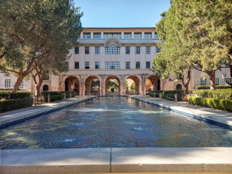 Living in Pasadena, the campus of the California Institute of Technology (better known as Caltech) has been a welcome respite during the pandemic. Photo: eliteprepvn.com