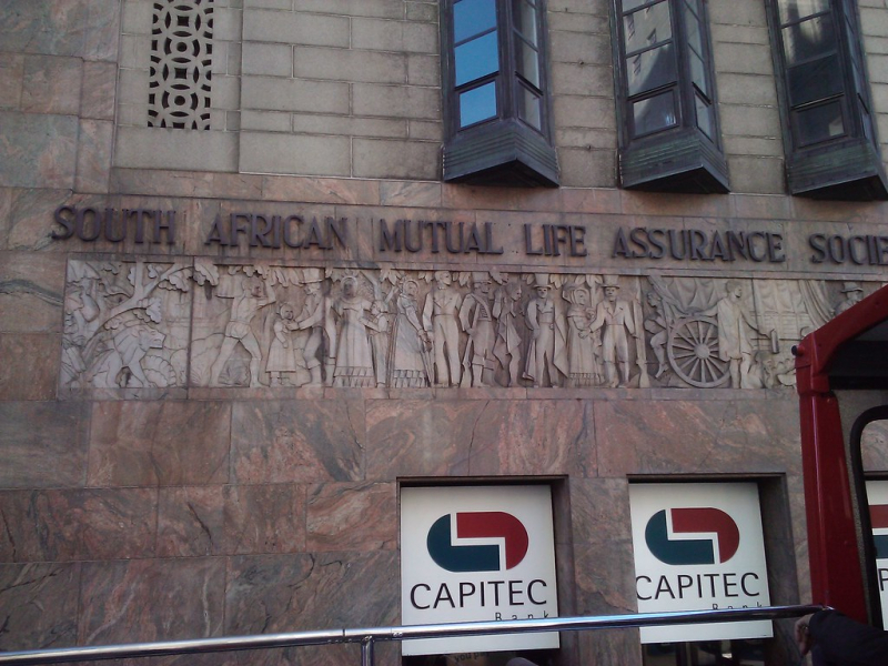 Capitec Bank - photo by Flickr (https://www.flickr.com/photos/11155422@N00/6238840203/)
