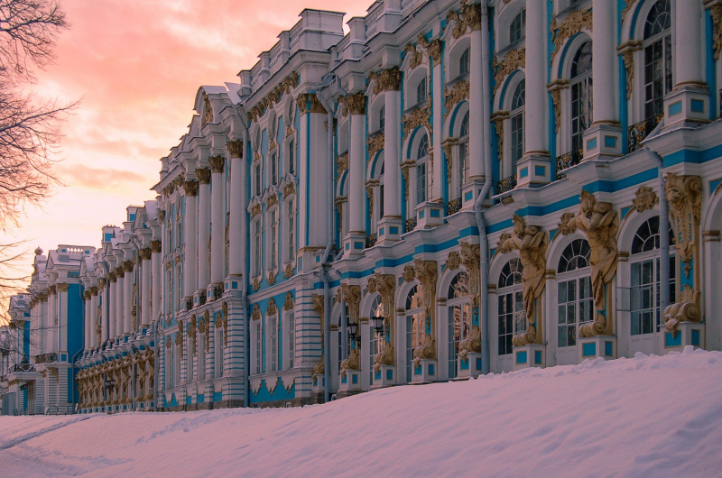 Catherine's Palace (Source: Pixabay - https://pixabay.com/photos/catherine-s-palace-russia-5912762/)