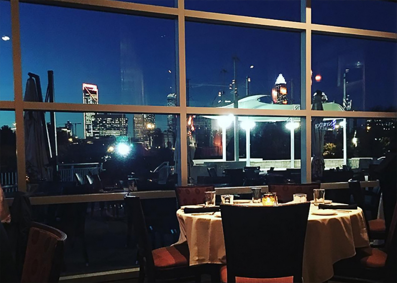 There are many luxury restaurants serving Valentine's Day in Charlotte, North Carolina.