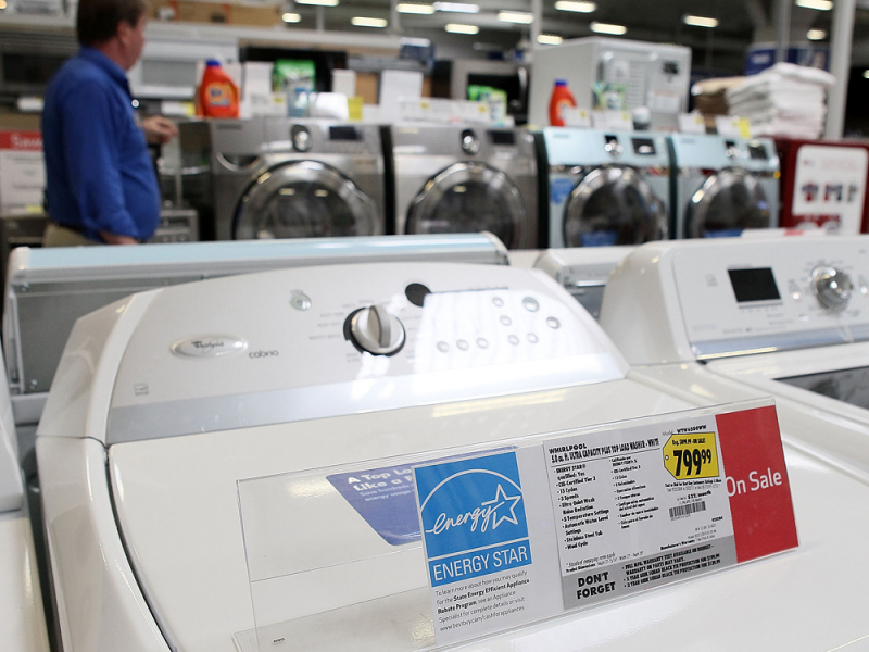 Choose to buy electrical appliances with “Energy Label” stickers