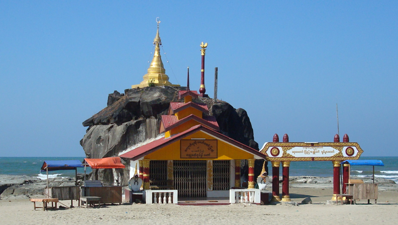 Chuang Tha Beach (photo: https://en.wikivoyage.org/)