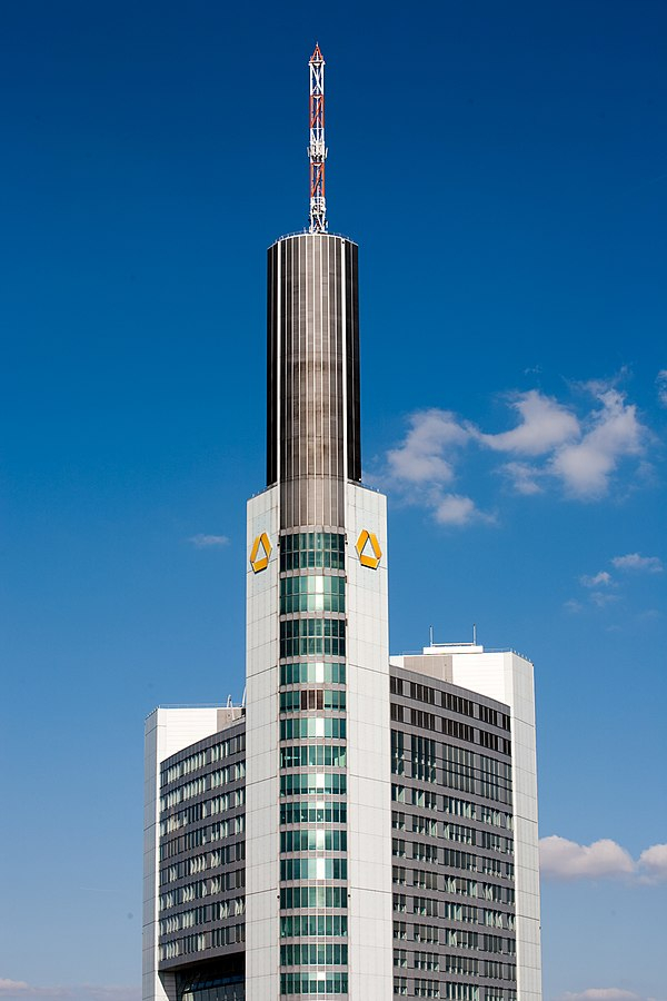 Photo by Commerzbank AG on Wikimedia Commons (https://commons.wikimedia.org/wiki/File:Commerzbank-Hochhaus_2010-09-06_02.jpg)