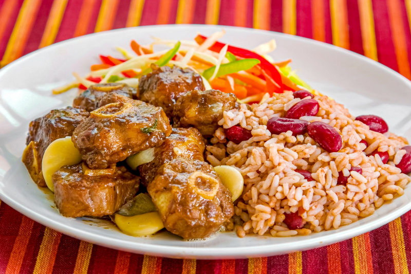 44 Irresistible Foods must try in Jamaica. Photo: https://www.beaches.com/blog/jamaica-food-drinks/