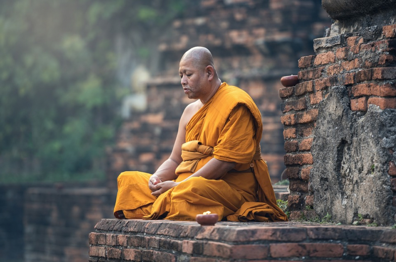 Sitting Meditate Monk - Photo on Max Pixel