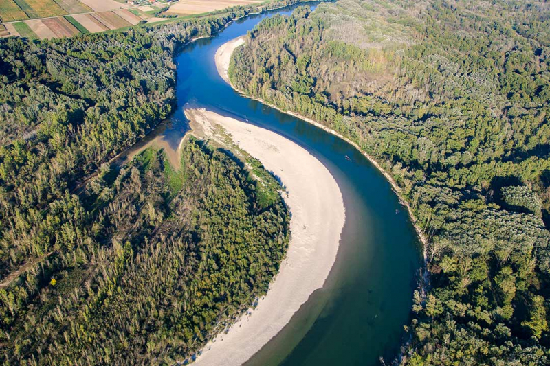 Drava River (photo: https://www.drava-life.hr/)