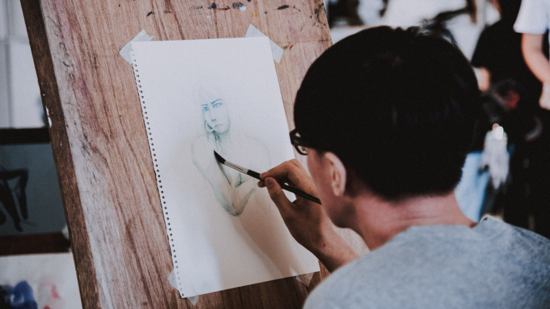 Photo by Abby Chung on Pexels https://www.pexels.com/photo/person-making-some-human-sketch-1109393/