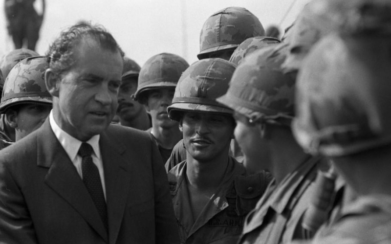Photo: Nixon struggles to achieve 'peace with honor' and end Vietnam War | Stars and Stripes