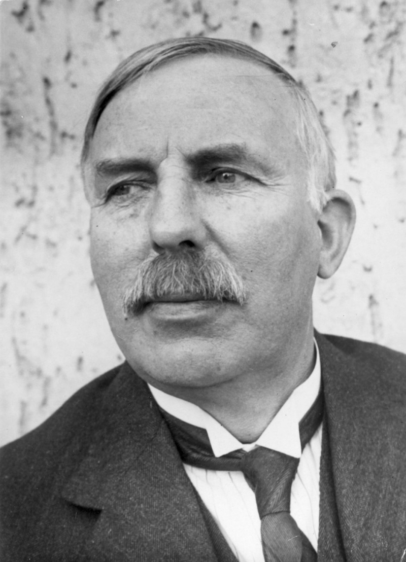 Photo:  New Zealand Geographic - Ernest Rutherford