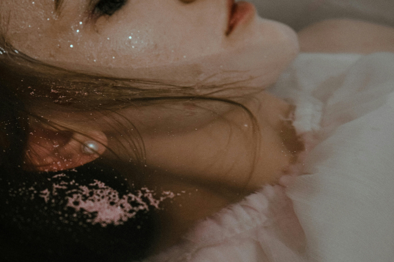 Photo by Dids .: https://www.pexels.com/photo/wet-woman-lying-in-bathtub-5616291/