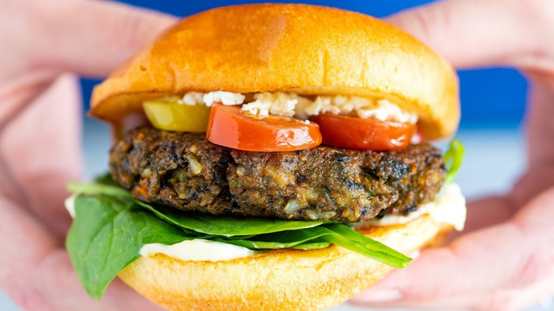 Experiment With a Meatless Burger to Ease Into Plant-Based Eating