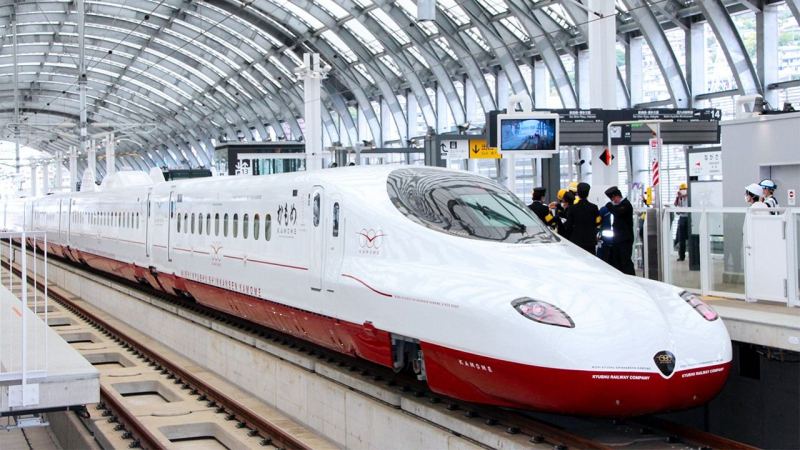 Photo:  nippon.com  -The Shinkansen: Japan's Bullet Train