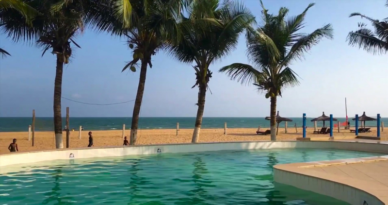Fidjrosse Beach, Cotonou (photo: https://www.destimap.com/)