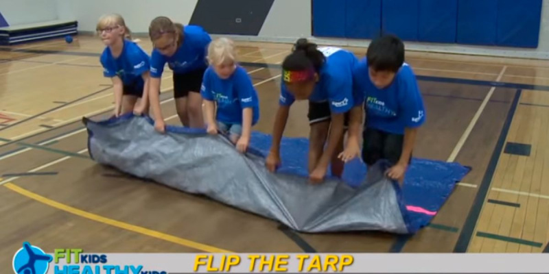 Flip the Tarp Team Building Activity - Photo via teachingexpertise.com