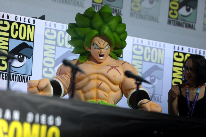 Photo of https://commons.wikimedia.org/wiki/File:Broly_cosplayer_%2843554204532%29.jpg