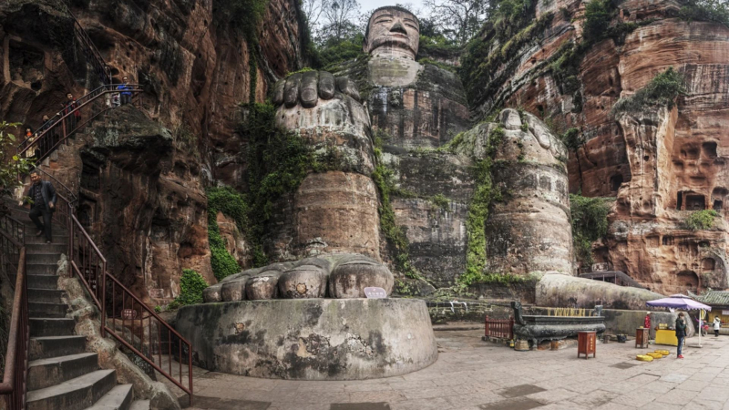 The Giant Buddha of Leshan - Dreamstime