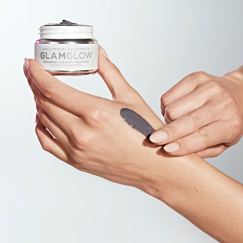 GlamGlow Supermud Charcoal Instant Treatment Mask