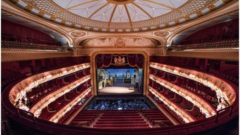 Photo: The Royal Opera House  - bbc