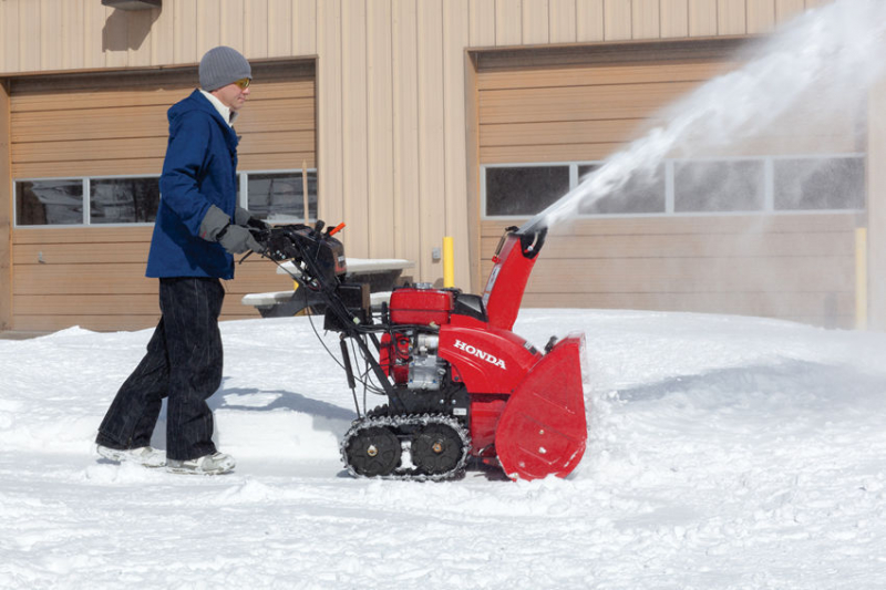 The machine is designed to be sturdy, suitable for those who want to clear large amounts of snow.