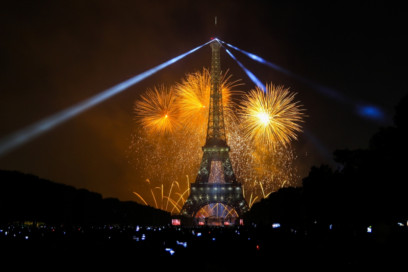 The celebratory fireworks in Paris are incredible to see! - expatexplore.com