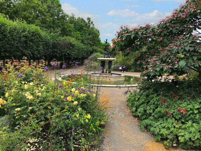 Hyde Park Rose Garden, Central London