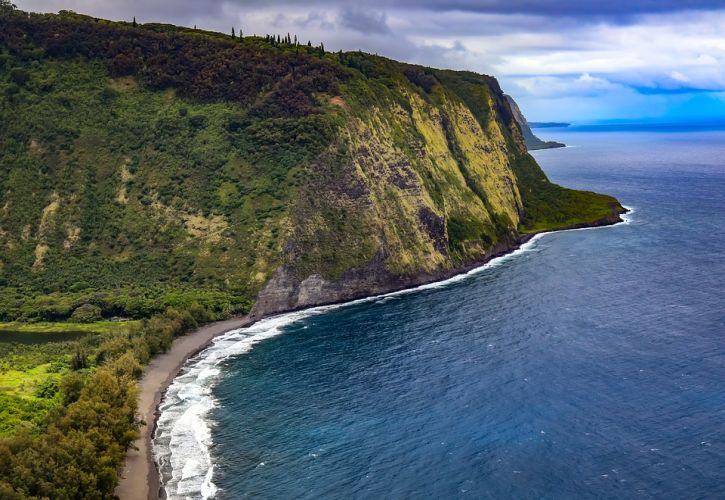 Island of Hawaii, Hawaii. Photo: attractionsofamerica.com